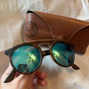 Ray-Ban RB4265 gatsby sunglasses